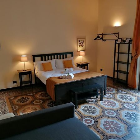 B&B Genova Centro Bagian luar foto