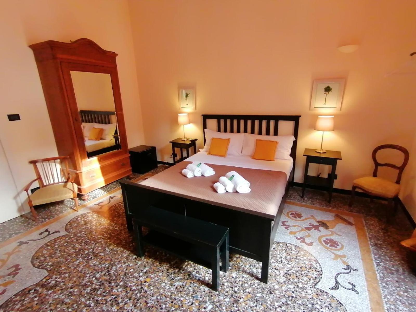 B&B Genova Centro Bagian luar foto